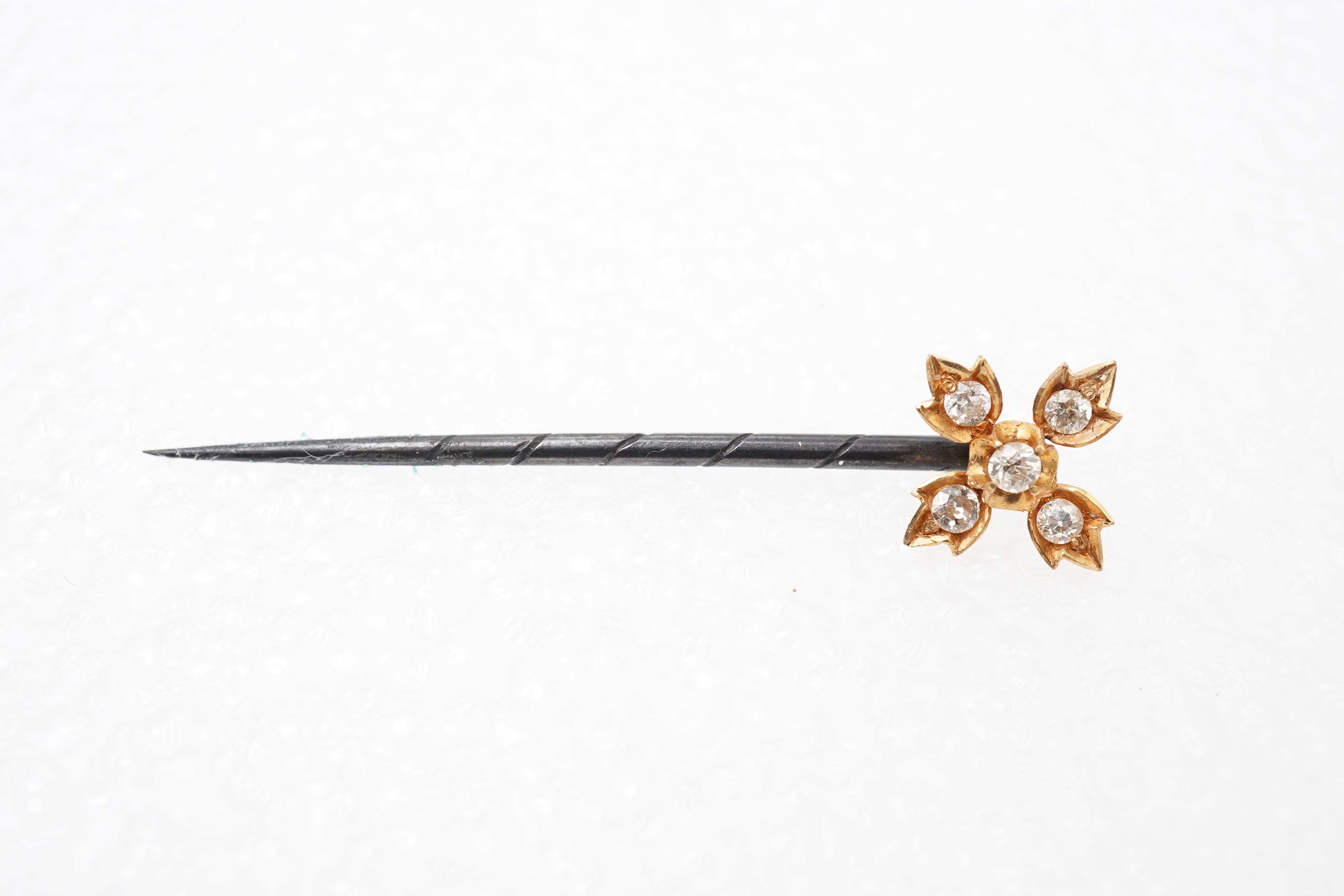 An Edwardian diamond stick pin, early 20th century
